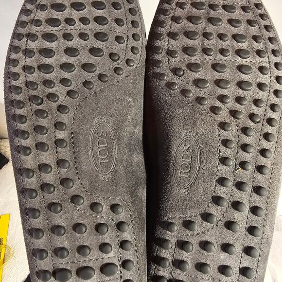 Tod\'s Men\'s 6.5 Gray Laccetto Occh Suede‎ Driver Slipon Shoes. Designer. Stylish main image 15